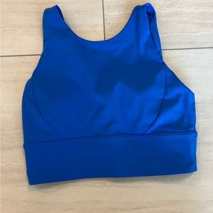 Lululemon crop/ sports bra
